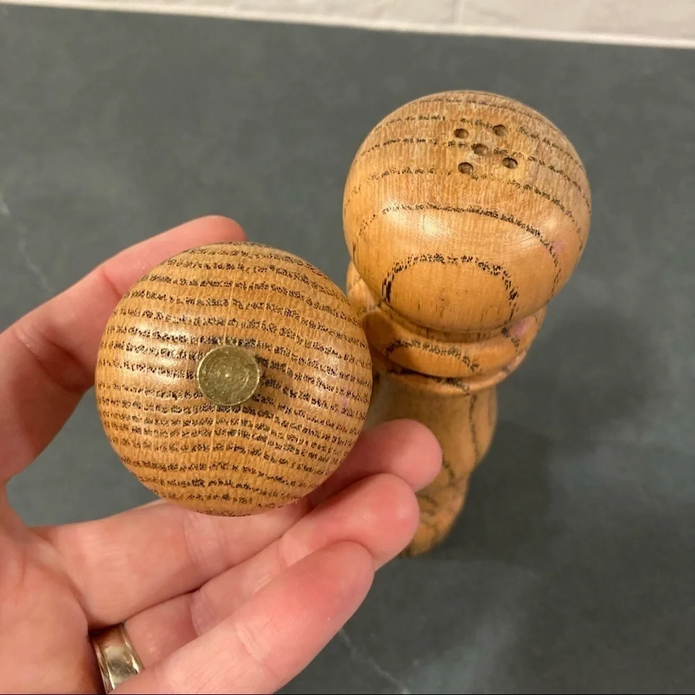 NEW OLD STOCK vintage wooden salt & pepper shaker grinder set